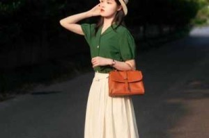 黑色肤质穿什么衣服（黑色肤质穿什么衣服显白）