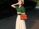 黑色肤质穿什么衣服（黑色肤质穿什么衣服显白）