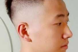 头发多什么发型好看（两边头发较多怎么剪好看）