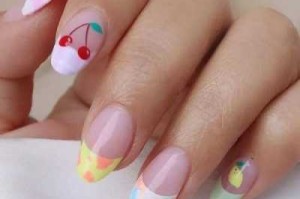指甲怎么涂好看（怎么样让自己的指甲盖变好看）