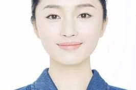 脸胖怎么扎头发好看（方圆脸证件照是散发好还是扎起来）