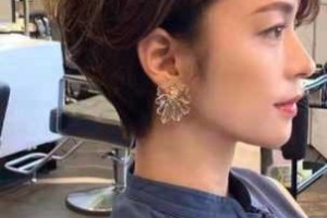 四十岁女人什么发型好看（四十岁女人什么发型好看年轻）