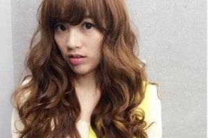 瓜子脸适合什么长发型（瓜子脸适合什么长发型女）