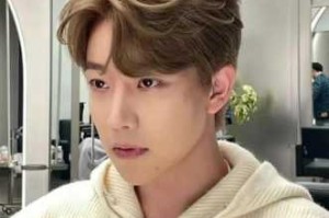男生头发又多又硬适合什么烫发,硬头发做什么发型