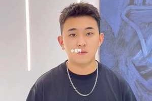 胖子烫什么发型呢,胖的人烫什么头发好看男生
