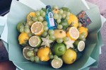 水果礼盒怎么扎彩带,水果头发型怎么扎好看