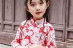 女童穿旗袍配什么发型（小女孩穿旗袍配什么发型）