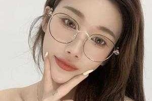 瓜子脸适合什么戴什么眼镜,