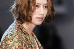 卷发后怎么保持卷度（卷发后怎么保持卷度男）