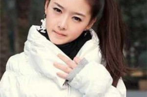 齐肩直发怎么扎马尾（学生拉直齐肩发怎么扎好看）