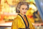 风起洛阳里的武则天为什么总披头,武则天发型怎么梳的