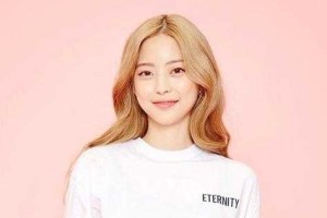 娃娃脸化什么妆容最显成熟，妩媚,娃娃脸染什么头发好看图片