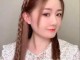 披肩发怎么弄（披肩发简单扎法）