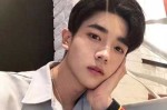 大脑门男生适合什么发型（大脑门男生适合什么发型打一生肖）