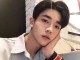 大脑门男生适合什么发型（大脑门男生适合什么发型打一生肖）