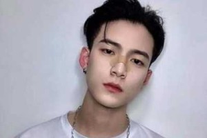什么脸型露额头好看（什么脸型露额头好看男生）