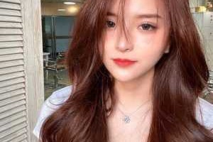 现在染发什么颜色好看（现在染发什么颜色好看显白）