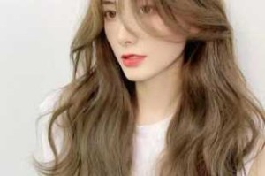 金棕色染出来什么颜色（金棕色染发效果图女）