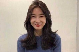 额头塌适合什么发型（额头塌适合什么发型女）