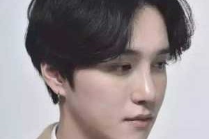 什么人留中分不好看（为什么很多人喜欢留中分）