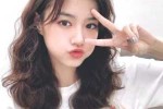 圆脸适合什么样的烫发（圆脸怎么不烫剪前刺）