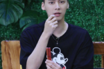 李易峰头发是什么颜色（李易峰的这个发型怎么弄的）