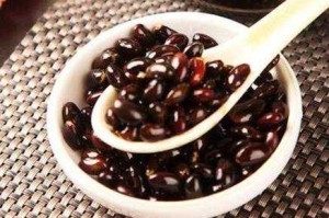 经常吃什么头发长的快（经常吃什么头发长的快一点）