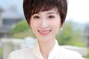 45岁中年人发色推荐,中年女性适合什么发型显年轻
