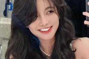 烫头发烫黄了怎么染不黑呢,黑色适合烫什么发型女