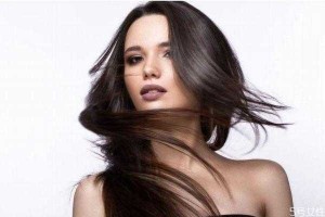 怎么让头发变直小妙招（怎么让头发变直小妙招视频）