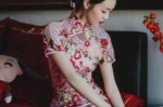 穿旗袍配什么发型图片（新中式旗袍配什么发型）