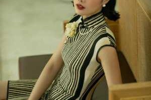 穿旗袍配什么发型（穿旗袍配什么发型好看）