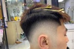 男士渐变发型怎么剪（男士渐变发型怎么剪连接）