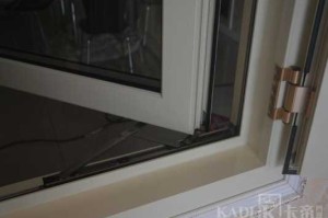 断桥铝中间铝条黑色还是白色的好,什么颜色的吕最好用