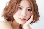 大脸适合什么短发4款短发烫发瘦脸发型,脸大女生适合什么短发发型