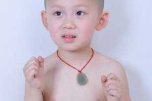 小男孩头发怎么剪（儿童前面留一撮头发怎么剪）