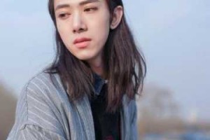 男生头发怎么留长（男生头发怎么留长）