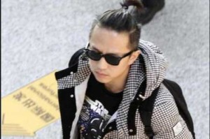 男生小辫子发型怎么留（男生小辫子发型怎么留好看）