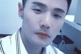 眼小适合什么发型（眼小适合什么发型男）