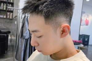 头发怎么剪才好看（男生剪头发怎么剪才好看）
