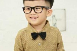 圆脸宝宝适合什么发型（圆脸宝宝适合什么发型男）