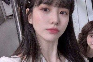 长头发自己怎么剪短（刘海很长要自己剪齐刘海怎么剪）