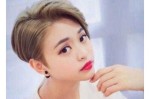 女士短发怎么剪视频（如何在家里自己剪短发）