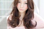 由字型脸适合什么发型（由字型脸适合什么发型女）