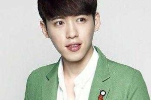 三角脸型适合什么短发（三角脸型适合什么短发男）