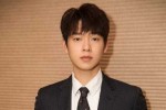 梨脸适合什么发型（男生的梨形脸适合怎样的发型）