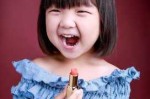 剪头发的小女孩叫什么（小女孩自然卷怎么剪）