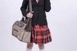 穿校服裙子扎什么头发,穿裙子配什么发型好看图片