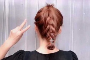 怎么把头发扎高又好看（怎么把头发扎高又好看视频）