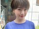 头发又多又硬适合什么发型（头发又多又硬适合什么发型女生）